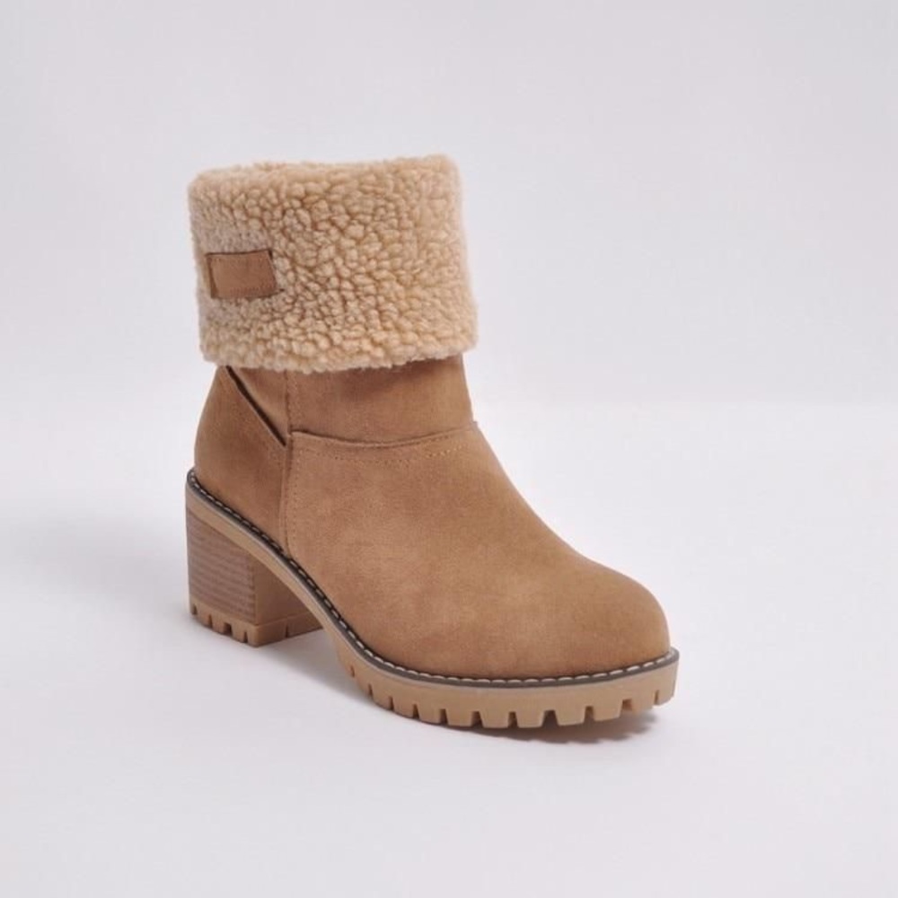 New nude fur bootie heel